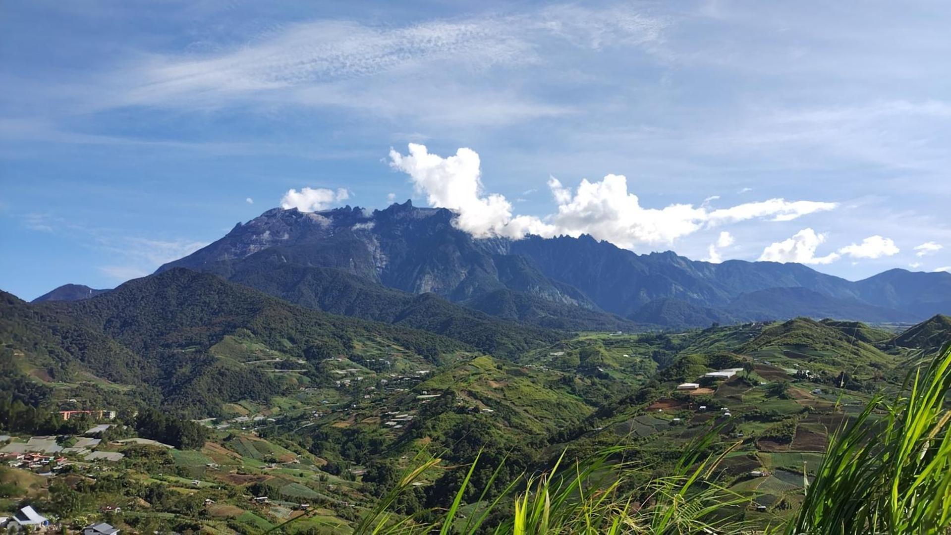 Highland Homestay Kundasang Ranau Eksteriør billede