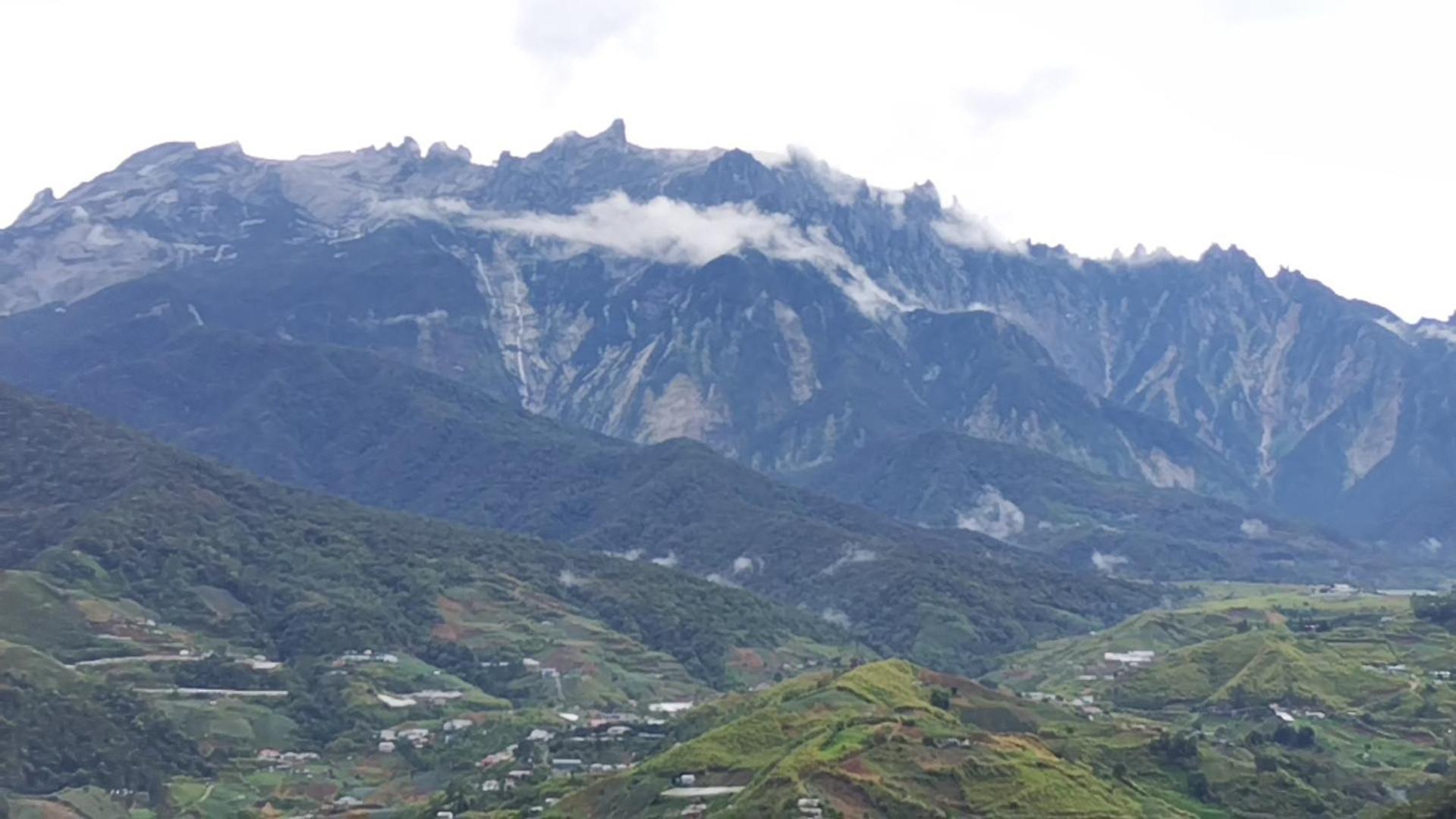 Highland Homestay Kundasang Ranau Eksteriør billede